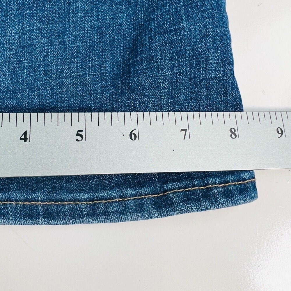 Levi's 315 Women's Shaping Bootcut Jeans Size 32x32 Blue Denim Straight Leg - Picture 9 of 12